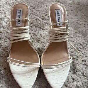Steve Madden Cream Croc-Embossed Heels